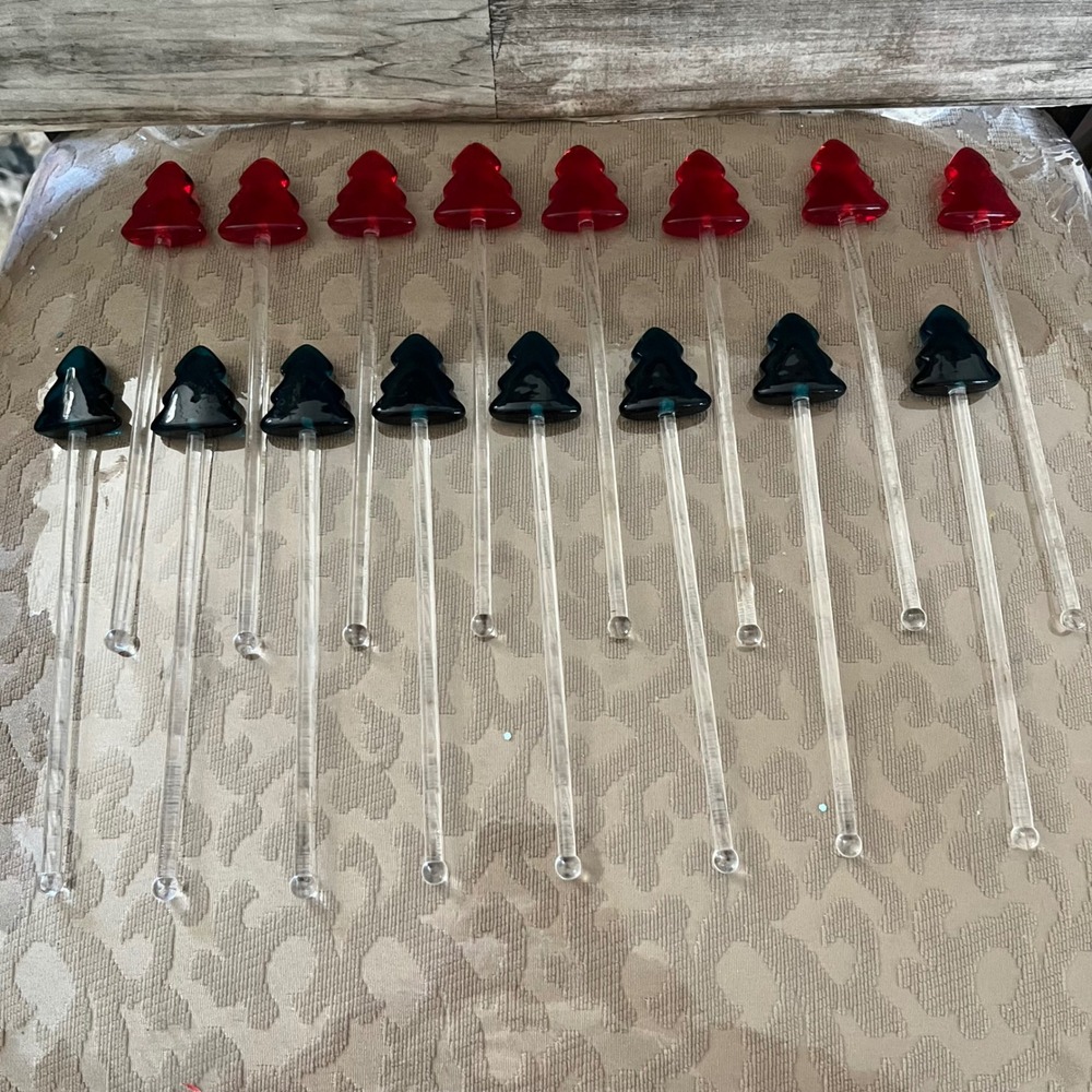 Vintage Christmas Tree acrylic Swizzle Sticks Set 16 Red Green Stirrers Taiwan